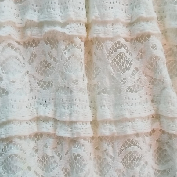 White Lace Dress (Sz medium) - Picture 3 of 3